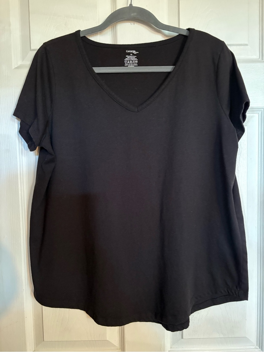 George Black V-Neck Short Sleeve Tee